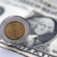 Peso pierde frente al dólar tras datos de inflación y empleo en Estados Unidos