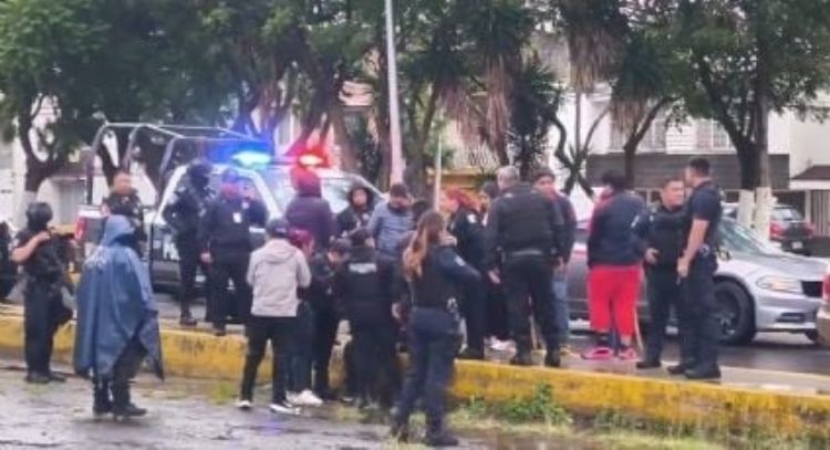 Balacera en estacionamiento del estadio Cuauhtémoc, de Puebla, deja a una mujer muerta