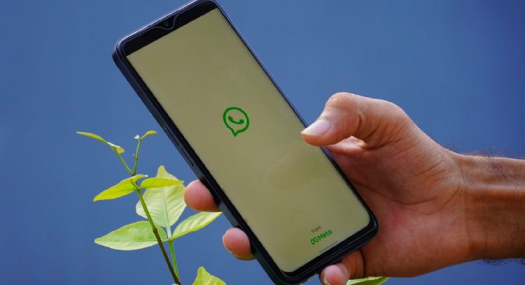WhatsApp ahora te permite guardar mensajes temporales: así funciona el botón "Conservar"