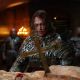 Caleb Landry Jones protagoniza “Drácula”, del director francés Luc Besson