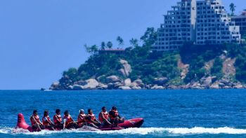 Hoteleros y empresarios prevén afectaciones por alerta de viaje de EU hacia Guerrero
