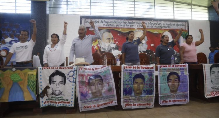 A once años del caso Ayotzinapa, padres de los normalistas anuncian jornada de lucha