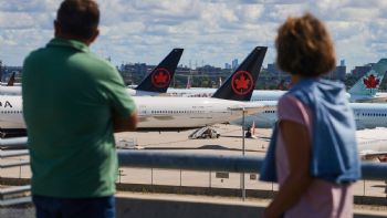 Air Canada llega a un acuerdo con sindicato para fin de huelga y reiniciará operaciones gradualmente