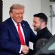 Trump descarta envío de tropas de EU a Ucrania y pide a Zelenski ser "flexible" en las negociaciones