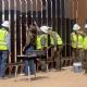 EU pintará de negro el muro fronterizo para que esté más caliente y sea difícil de escalar (Video)