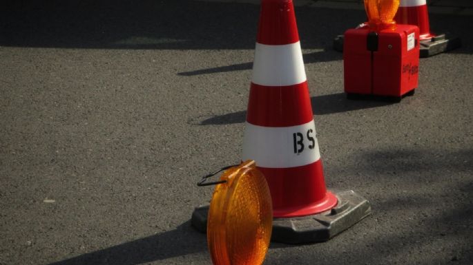 Sacerdote atropella a trailero y se arrodilla a rezar por él en plena carretera de Zacatecas