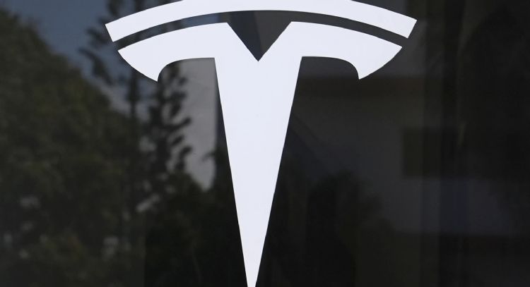 Ordenan pagar a Tesla más de 240 mdd por mortal accidente que involucró su tecnología Autopilot