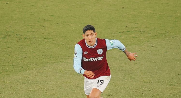 Edson Álvarez llega a préstamo con el Fenerbahce del futbol turco