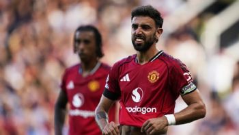 El Manchester United sigue sin ganar en la Premier League tras empatar 1-1 con el Fulham