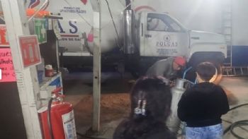 Municipio de Ecatepec deja obra pública en manos de... ¡gaseras clandestinas!