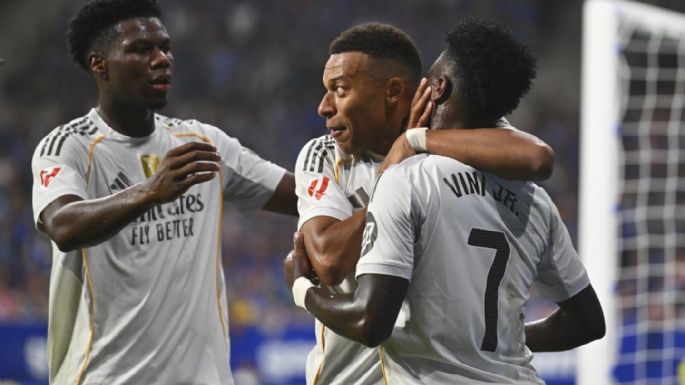 Mbappé marca dos goles en la victoria del Real Madrid por 3-0 al Oviedo en LaLiga