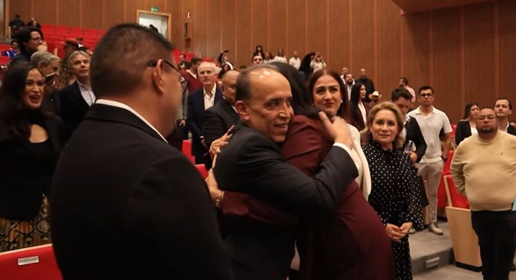 Exprocurador de Aguascalientes acusado de tortura reaparece en evento morenista