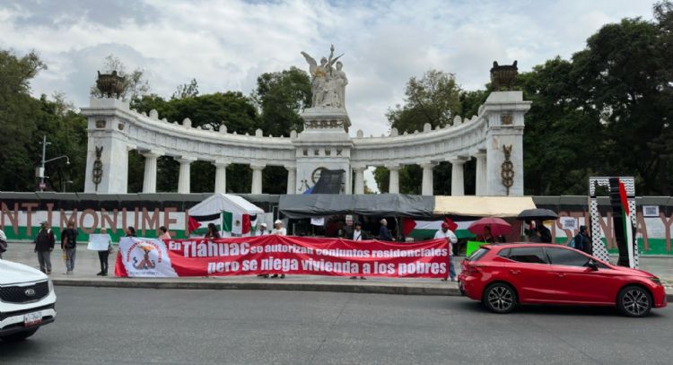 Antorchistas arman cadenas humanas en protesta contra la alcaldesa de TlÃ¡huac