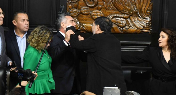 Del pleito por Lilly Téllez a la gresca Alito-Noroña: la Permanente se convierte en ring (Video)