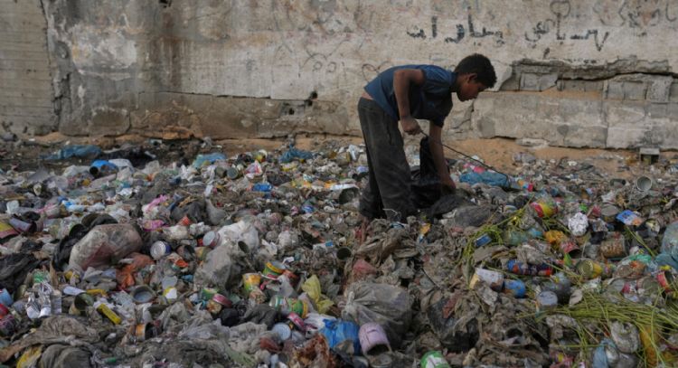Aumentan a más de 315 los muertos por hambre en Gaza por ofensiva de Israel; hay más de 120 niños