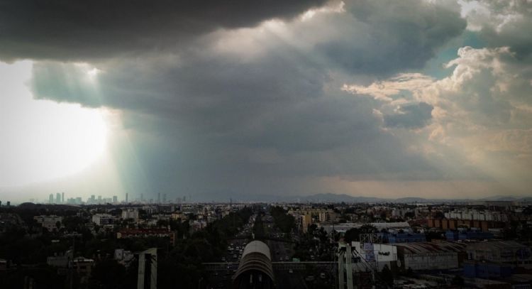 Frente frío azotará con más lluvias fuertes e intensas de viernes a lunes: alerta en estas entidades