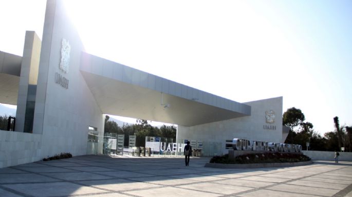 Estudiantes acusan a la UAEH de presunto fraude en becas de posgrado
