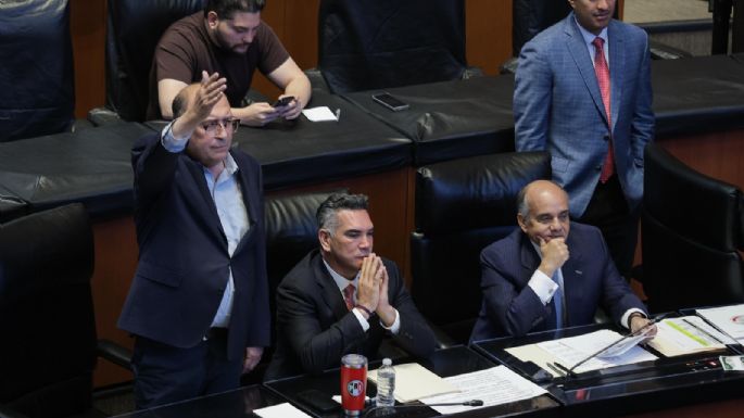 Priistas cuestionan cerco en el Senado mientras se debate sobre el pleito entre Alito y Noroña