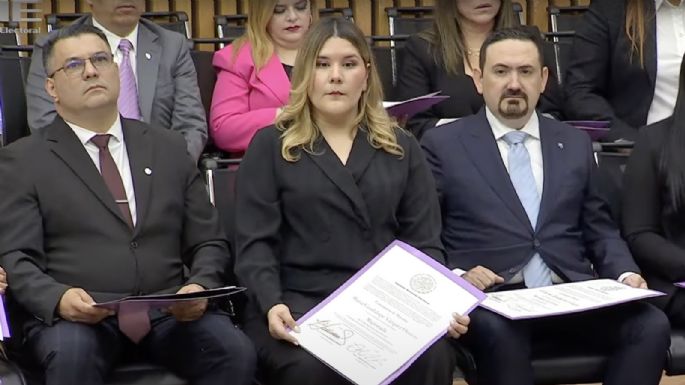 INE da constancia a magistrada promovida en acordeones entregados por el gobierno de Nuevo León