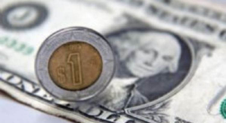 Peso gana ante posible recorte de tasas de interés en EU