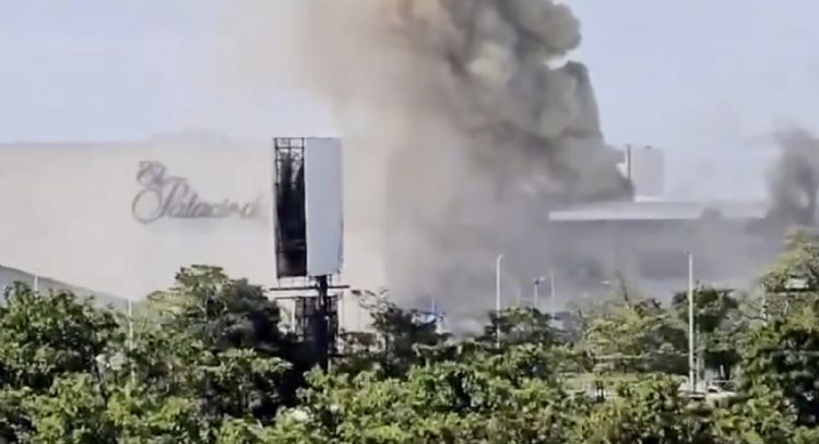 Explosión e incendio en Plaza Altabrisa de Villahermosa dejan 21 lesionados (Video)