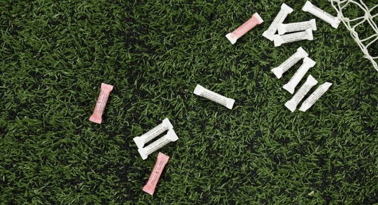 NFL prohíbe sales aromáticas, argumenta que pueden enmascarar síntomas de una conmoción cerebral