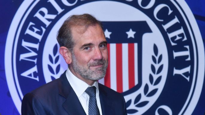 Lorenzo Córdova gana amparo a la SEP para que lo borren de los libros de textos gratuitos