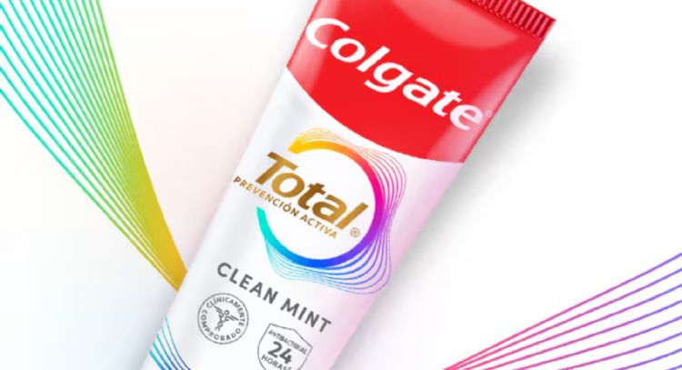 Cofepris retira del mercado pasta Colgate Total Clean Mint; alerta por estos síntomas