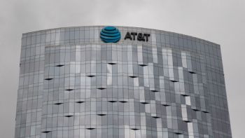 Monopolio de Slim e incumplimiento de México podría precipitar la salida de AT&T