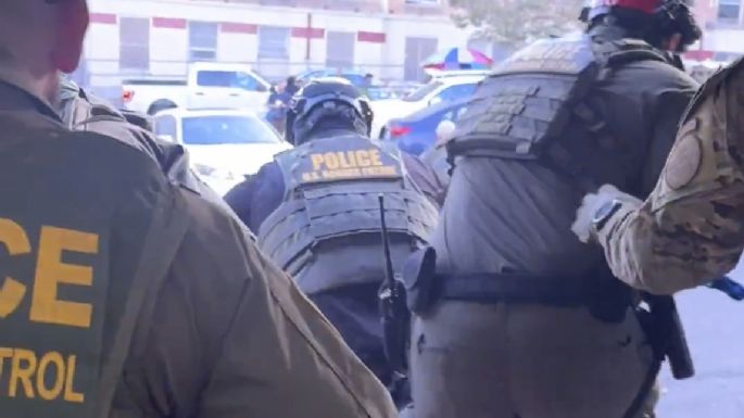 Agentes federales se ocultan en camión para redada afuera de un Home Depot en Los Ángeles (Video)