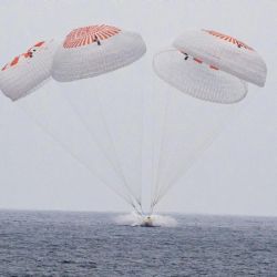 Astronautas regresan a la Tierra con SpaceX después de 9 meses en la Estación Espacial Internacional