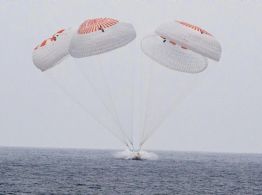 Astronautas regresan a la Tierra con SpaceX después de 9 meses en la Estación Espacial Internacional