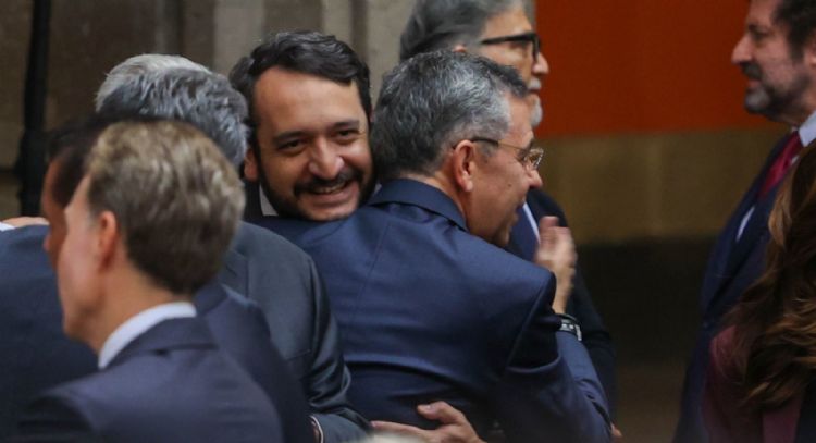 “Andy” López Beltrán reaparece en el informe de Sheinbaum