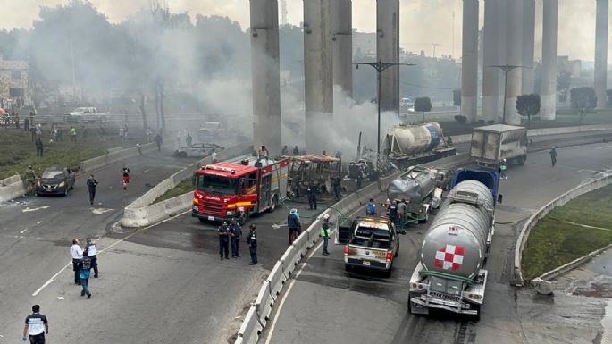 Explota pipa de gas en el puente La Concordia de Iztapalapa (Videos)
