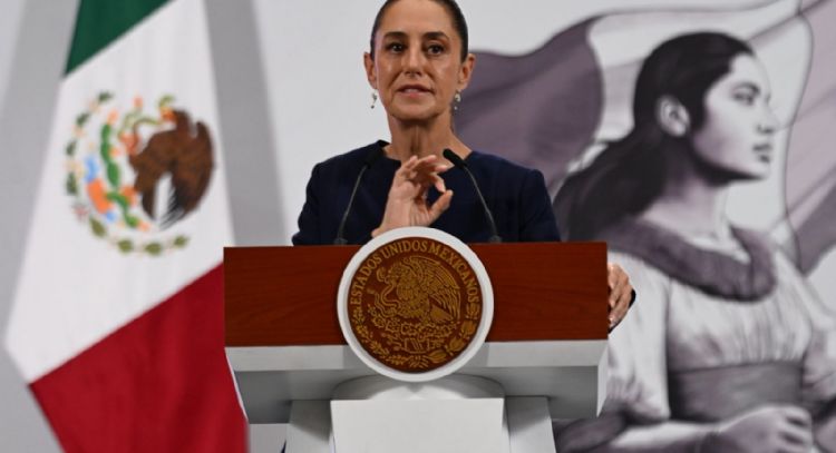 Sheinbaum garantiza los programas sociales en paquete económico 2026
