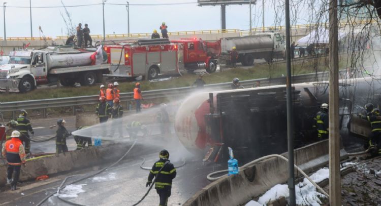 ISSSTE atiende a 26 lesionados por la explosión de la pipa en Iztapalapa