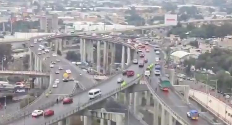 Trabajos para liberar vialidad en zona de explosión se prolongarán toda la noche