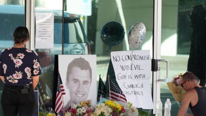Localizan el arma utilizada en el asesinato de Charlie Kirk pero el tirador sigue prófugo