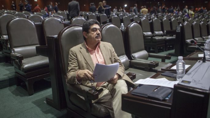El diputado Manuel Espino sufrió derrame cerebral y está en terapia intensiva