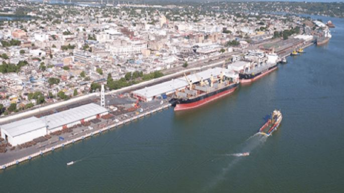 Despiden a 30 trabajadores portuarios en Tampico tras incautación de buque con huachicol