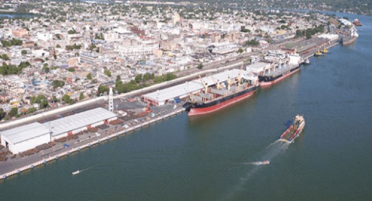 Despiden a 30 trabajadores portuarios en Tampico tras incautación de buque con huachicol