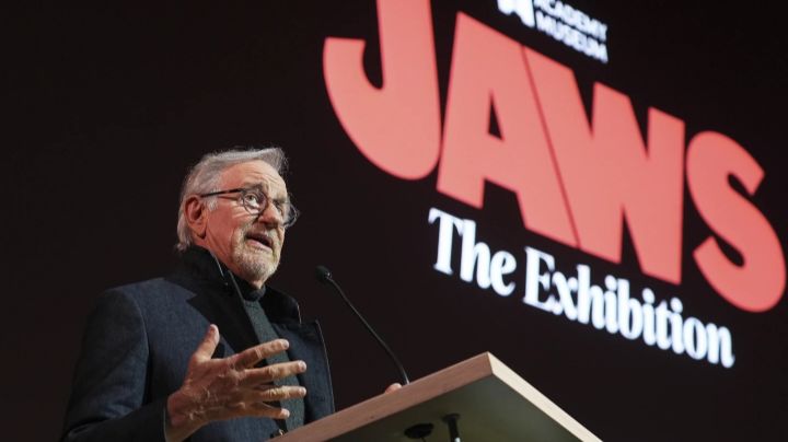 Steven Spielberg celebra la exposición del 50 aniversario de "Tiburón" en el Museo de la Academia