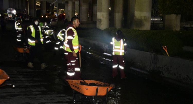 Fiscalía de la CDMX descarta que baches causaran volcadura y explosión de pipa
