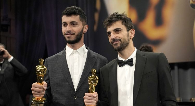 Fuerzas israelíes allanan la casa de Basel Adra, cineasta palestino ganador de un Oscar