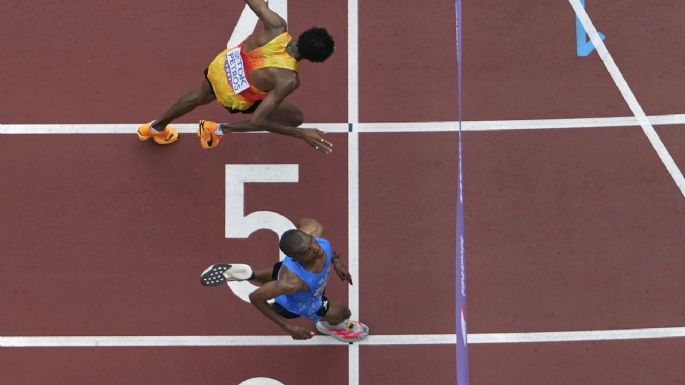 Ganador del Maratón del Mundial de Atletismo se decide en un sprint y un final de foto (Video)