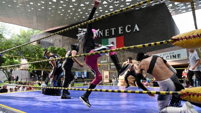 Activista trans protesta en la Cineteca Nacional con “jornada de lucha libre” (Video)