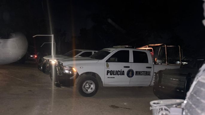 Comando armado roba agencia automotriz en Acapulco; policía recupera cinco vehículos