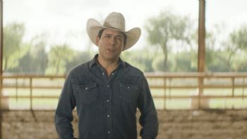 “Desvelado”: Bobby Pulido se lanza como candidato demócrata al Congreso de EU