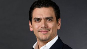 Sucesión en Femsa; sale “El Diablo” Fernández en un relevo generacional