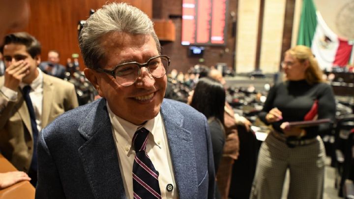 Ricardo Monreal presenta iniciativa para regular suscripciones, membresías y servicios digitales